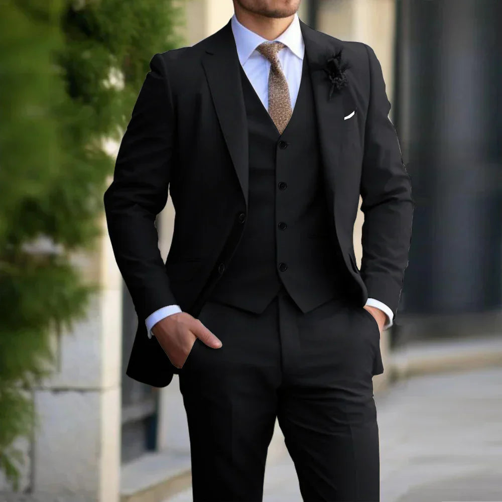 Bence | Dreiteiliges Herrenanzug-Set mit Stehkragenblazer, Weste und Hose im modernen Stil