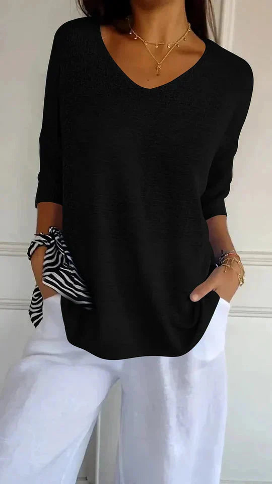 Comfortable Women's Knit Top with V-Neck Chiara