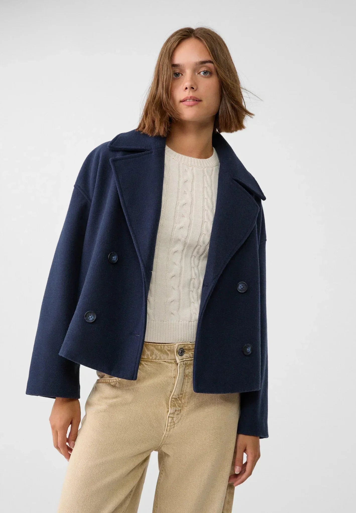 Damen Jacke – Zweireihiges Design & Klassischer Stil