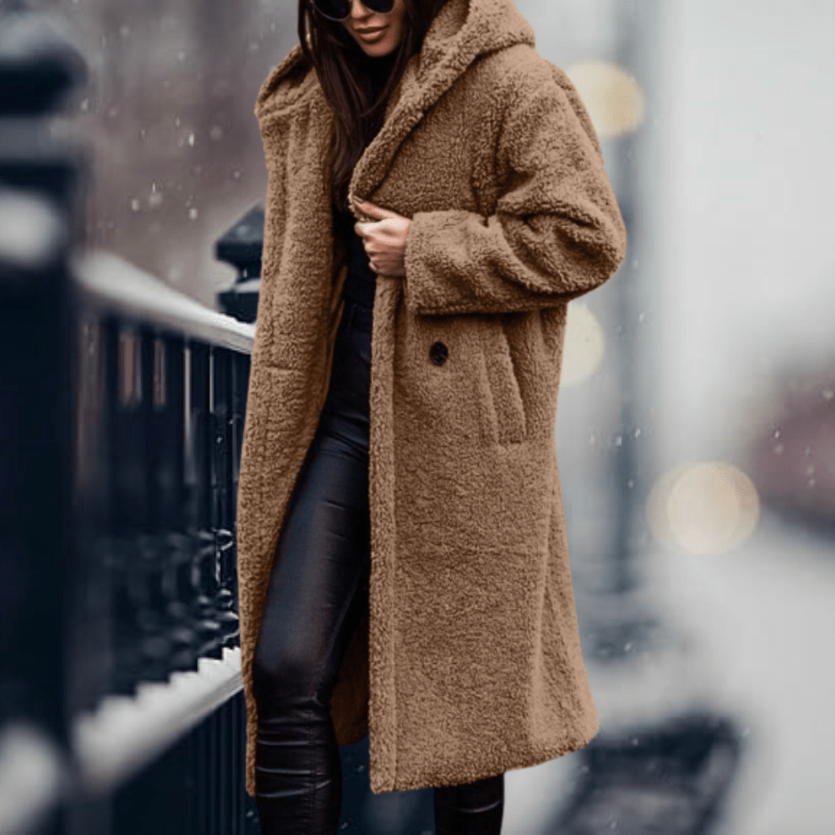 Damen Mantel mit Kapuze – Kunstfell & Eleganter Winterstil
