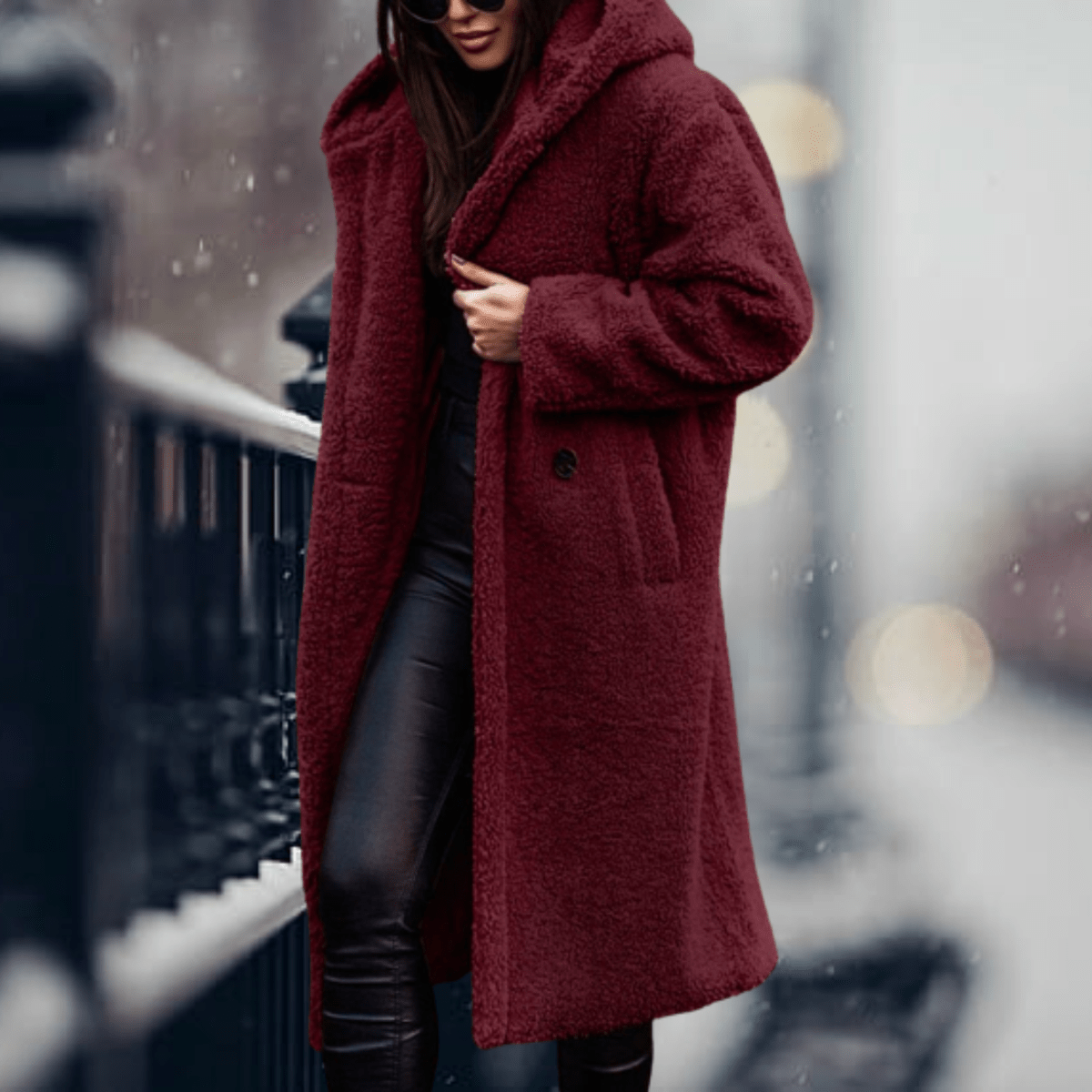 Damen Mantel mit Kapuze – Kunstfell & Eleganter Winterstil