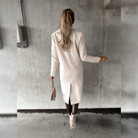 Women's wool coat – double-breasted long with tailored fit & lapels
