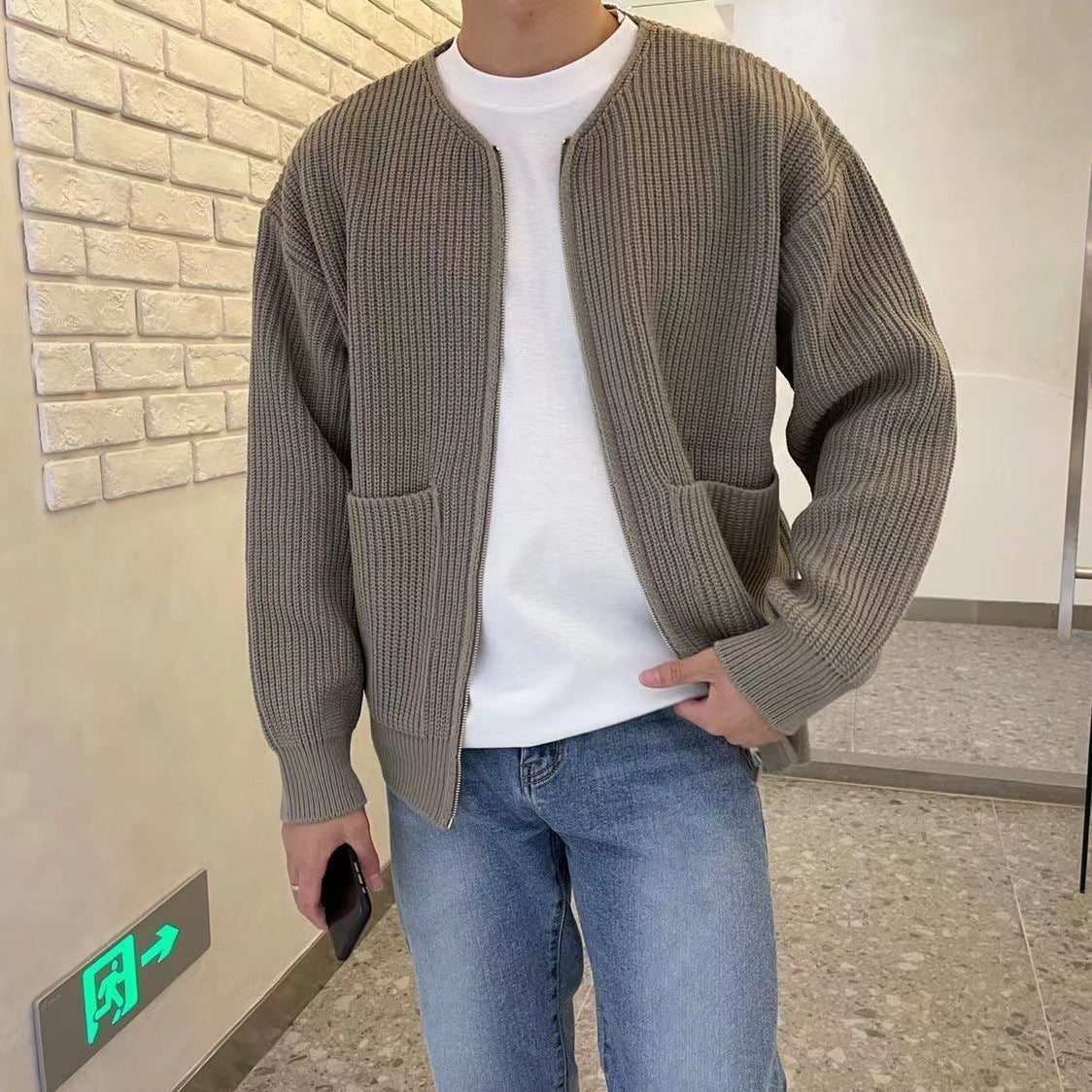 Herren Strickjacke – Offen Geschnitten aus Strickmischung