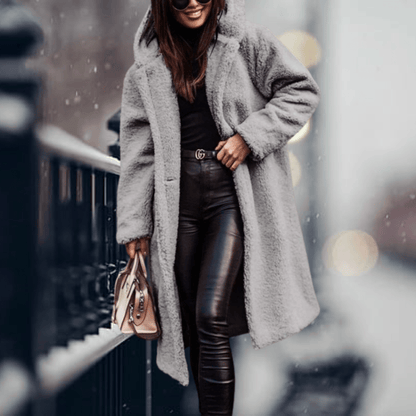 Women's coat with hood – faux fur & elegant winter style