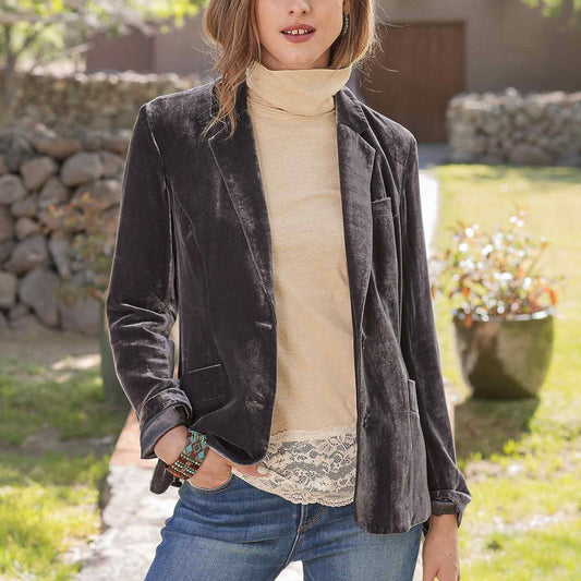 Women's velvet blazer – luxury slim fit jacket for all seasons