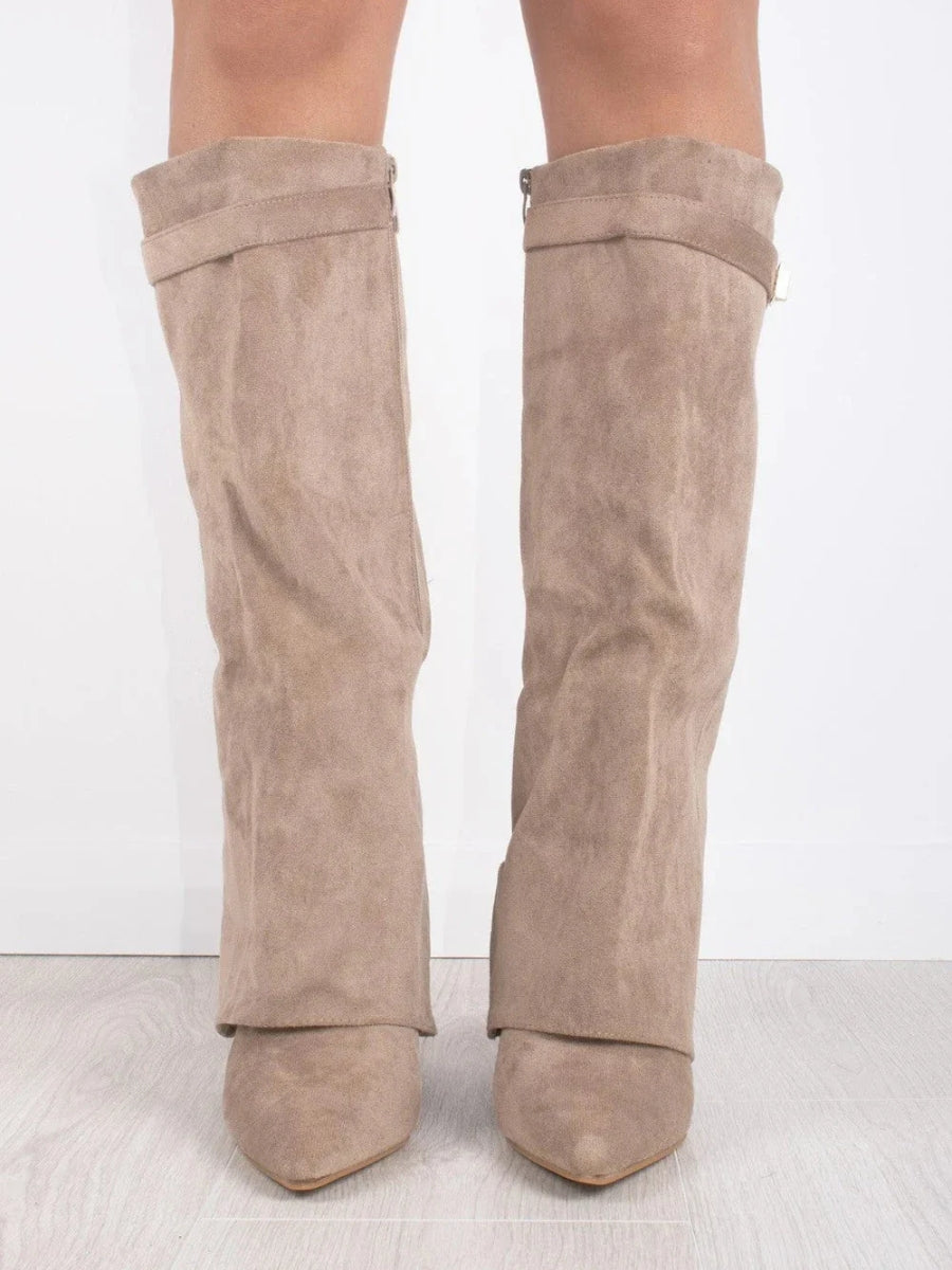 Damen Stiefel – Kniehoch mit weitem Schaft & Blockabsatz