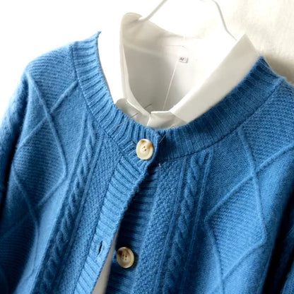 Women's knitted jacket – Classic cardigan made of soft knitwear