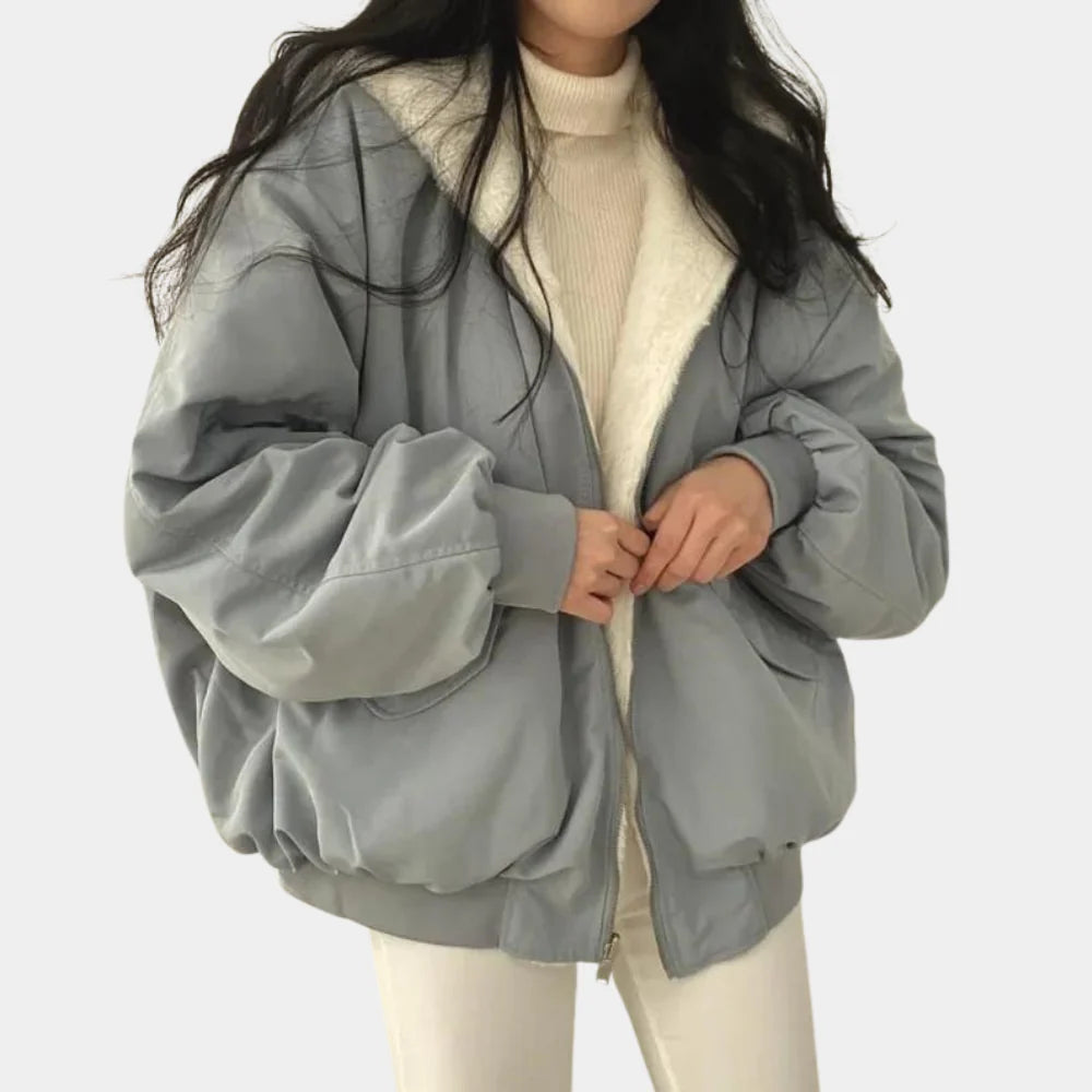 Women's winter coat with hood – warm, stylish & versatile