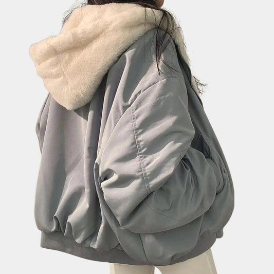 Women's winter coat with hood – warm, stylish & versatile