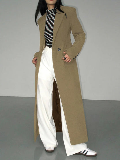 Women's wool coat – tailored, double-breasted & long with pockets