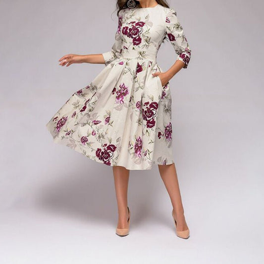 Geblümtes Damenkleid | Elegantes Blumenkleid für besondere Anlässe
