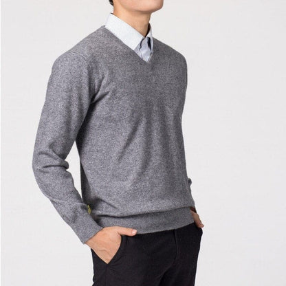 Men's cashmere sweater – V-neck and fine knit