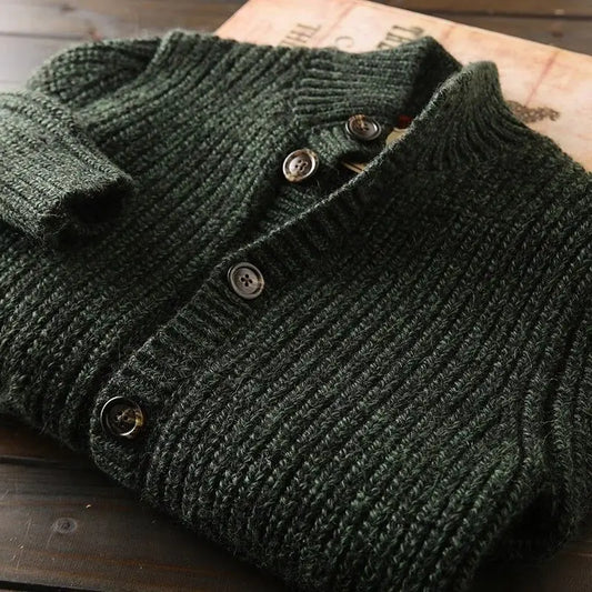 Herren Strickjacke mit Stehkragen – Woll-Cardigan mit Knöpfen