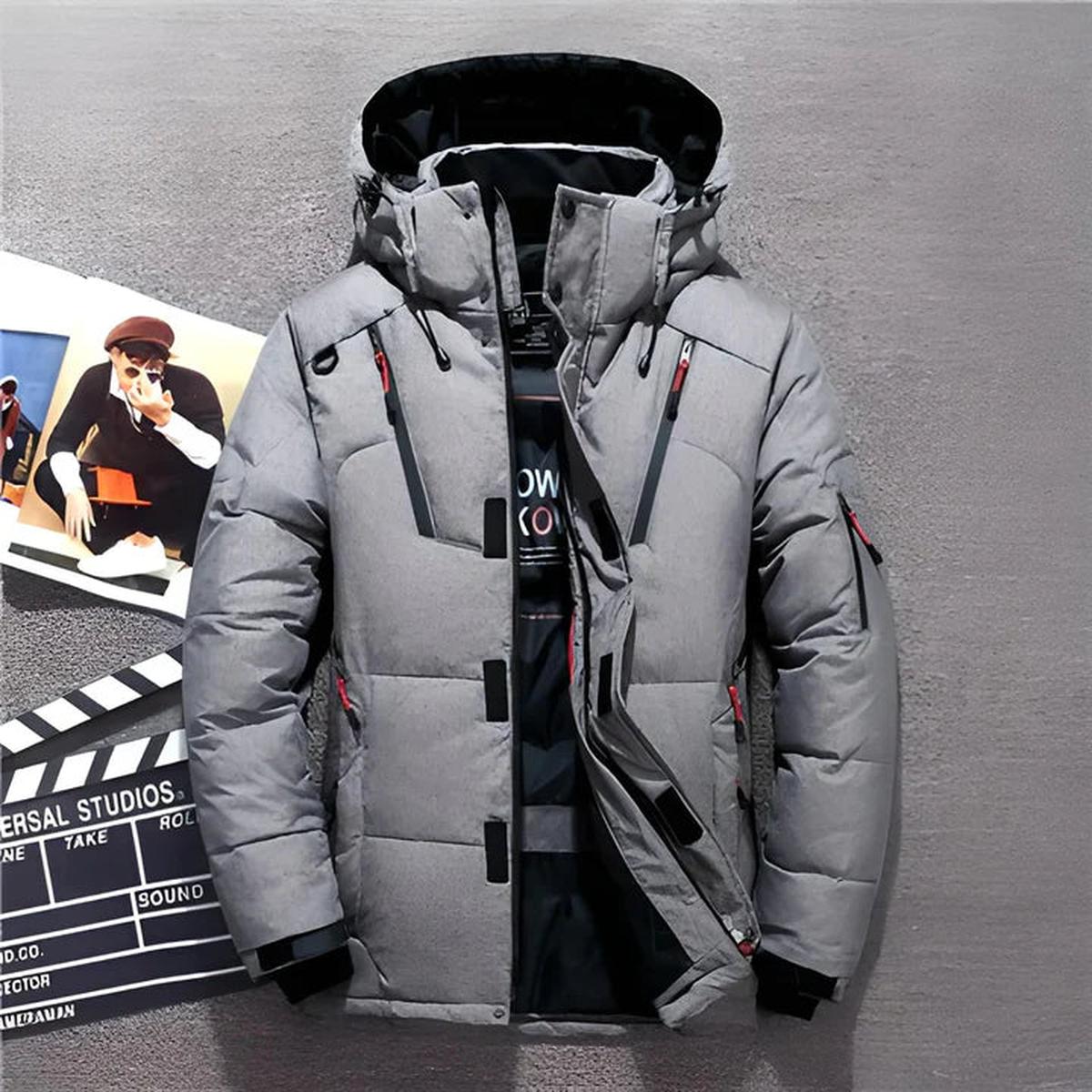 Herren Winterjacke mit Kapuze – Wasserabweisend & Gefüttert