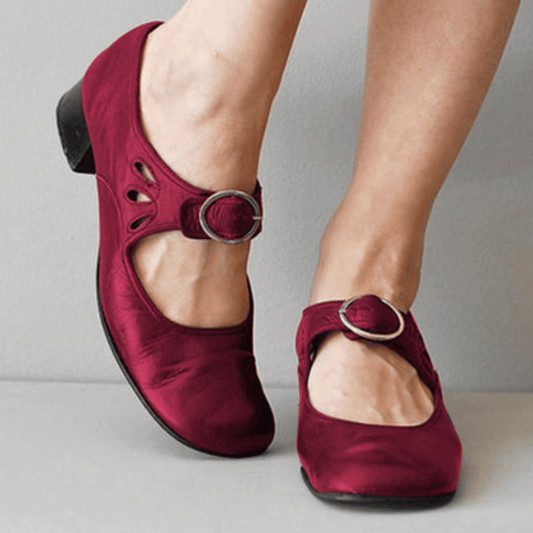 Paulina | Unique and comfortable women's leather sandal | Stylish, comfortable & durable